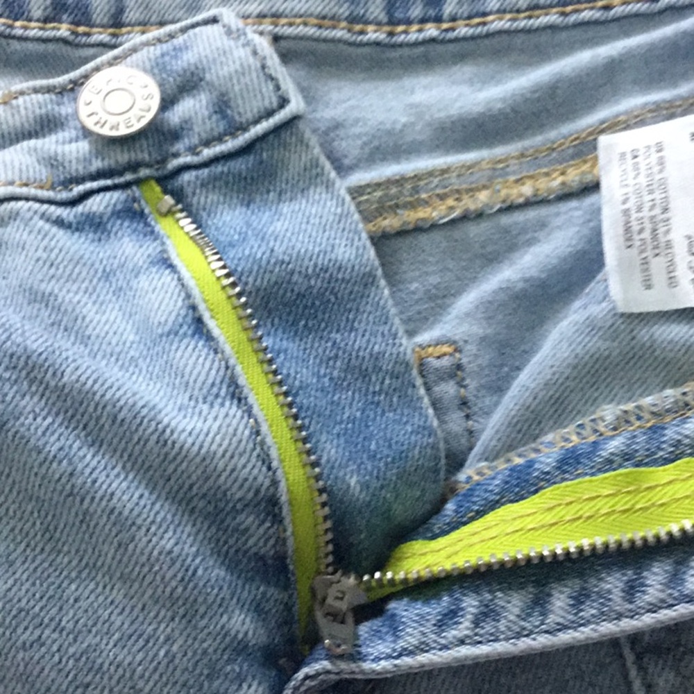 Epic Threads Jeans - Picture 5 of 5